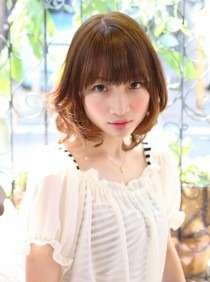 グラデーションカラーボブ